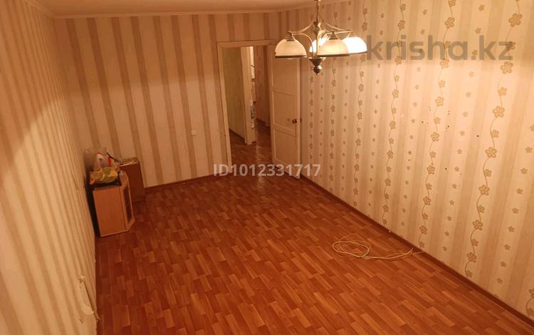2-комнатная квартира · 49 м² · 4/5 этаж, Хамида Чурина 160 — Курмангазы Абая за 12.8 млн ₸ в Уральске, мкр Школьник — фото 3