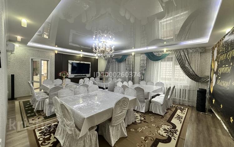 Жеке үй · 4 бөлме · 275 м², 2-Кирпичная, бағасы: 175 000 ₸ в Петропавловске — фото 7