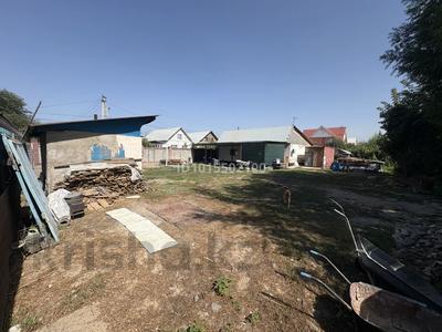 Жеке үй · 4 бөлме · 100 м² · 9 жүзд., Алпамыс Батыра 30 — Фиолетовые ворота, бағасы: 53 млн ₸ в Туздыбастау (Калинино)