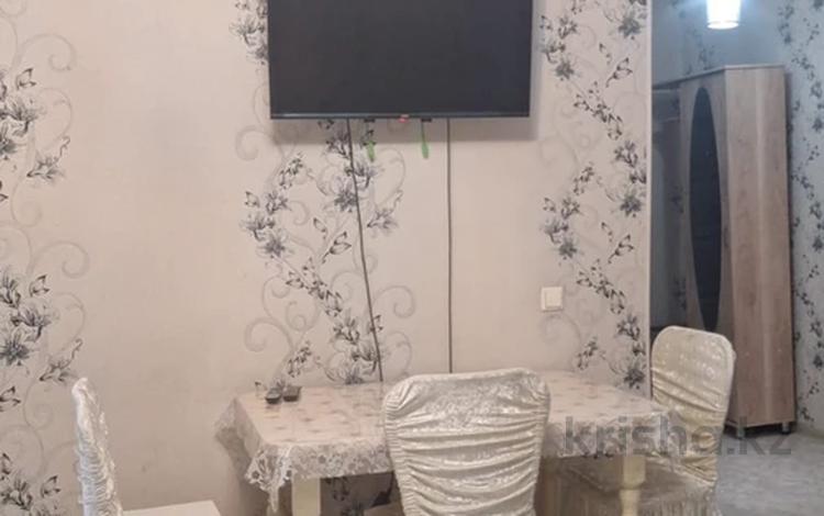 1-бөлмелі пәтер · 38 м² · 2/5 қабат, Көкжиек ш/а. 43а, бағасы: 180 000 ₸ в Алматы, Жетысуский р-н — фото 2