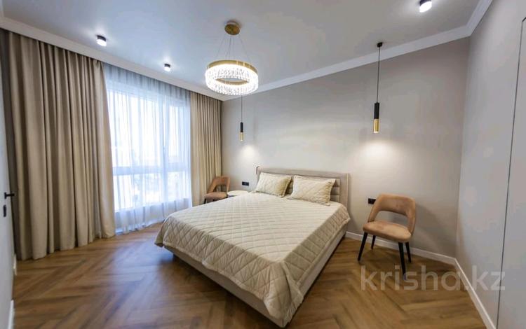 3-комнатная квартира · 102.2 м² · 17/21 этаж, Сарайшык — Кунаева за 102 млн 〒 в Астане, Есильский р-н — фото 2