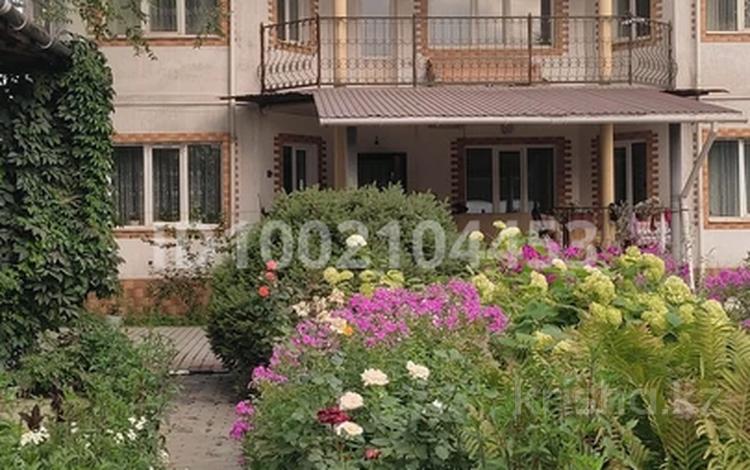 Жеке үй · 6 бөлме · 250 м² · 10 жүзд., Жарокова 4б — Каскеленского моста, бағасы: 82.5 млн ₸ — фото 44