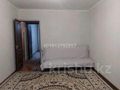 2-бөлмелі пәтер · 54 м² · 1/3 қабат, 17-й микрорайон, 17-й микрорайон 12 А, 31 кв, бағасы: 19 млн ₸ в Шымкенте, Аль-Фарабийский р-н