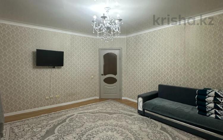 2-бөлмелі пәтер · 60 м² · 2/6 қабат, мкр. Алтын орда, Бокенбай батыра, бағасы: 20 млн ₸ в Актобе — фото 2