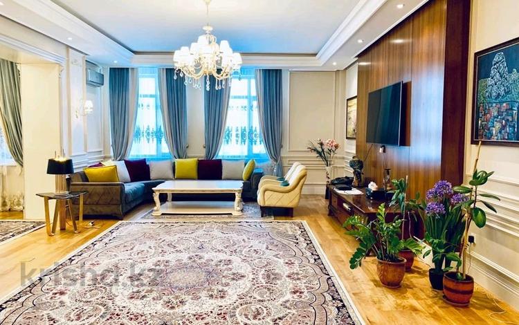 7-комнатная квартира · 290 м² · 5/15 этаж, Керей и Жанибек хандар 14/2 за 210 млн ₸ в Астане, Есильский р-н — фото 2