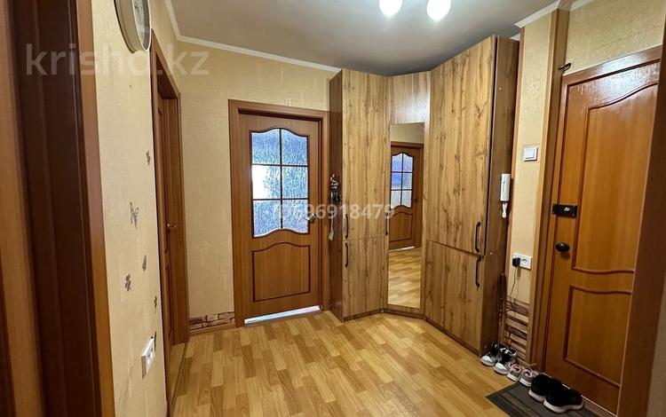 3-комнатная квартира · 62.2 м² · 3/5 этаж, Абая 39 — Центр Ауэзова-Абая за 17.8 млн ₸ в Экибастузе — фото 2
