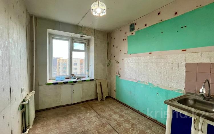 1-комнатная квартира · 35 м² · 9/9 этаж, мкр Юго-Восток, Гапеева 1 — Общеобразовательная школа №81, Ассоль, остановка Церковь за ~ 11 млн ₸ в Караганде, Казыбек би р-н — фото 2