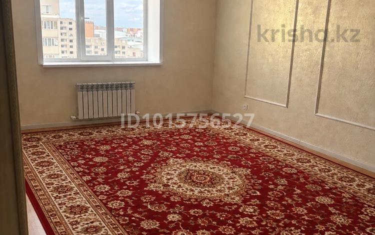 3-комнатная квартира · 110 м² · 5/5 этаж, мкр. Алтын орда 20 — Халел Досмуханбетов за 180 000 ₸ в Актобе — фото 2