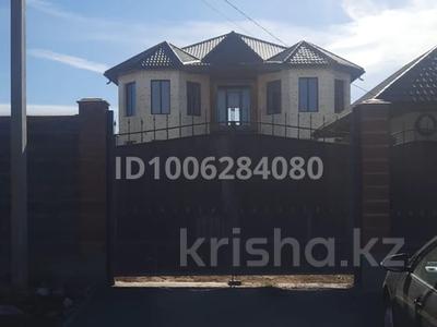 Отдельный дом · 7 комнат · 300 м² · 10 сот., Есенберлина 1Г за 75 млн 〒 в Талдыкоргане, мкр Жастар