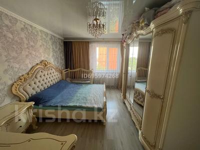 2-бөлмелі пәтер · 65 м² · 5/10 қабат, мкр Аксай-1, аксай 1 10/3, бағасы: 43 млн ₸ в Алматы, Ауэзовский р-н