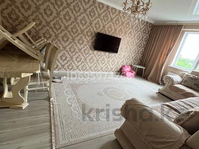 2-комнатная квартира · 65 м² · 5/10 этаж, мкр Аксай-1, аксай 1 10/3 за 43 млн 〒 в Алматы, Ауэзовский р-н