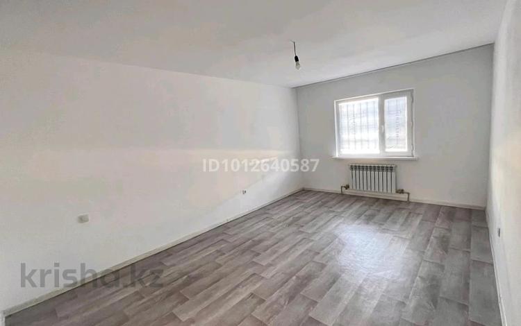 2-бөлмелі пәтер · 61.2 м² · 1 қабат, мкр Улы Дала 107, бағасы: 100 000 ₸ в Таразе — фото 2