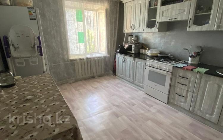 3-комнатная квартира · 80.3 м² · 4/9 этаж, Дулатова за 20 млн ₸ в Семее — фото 5