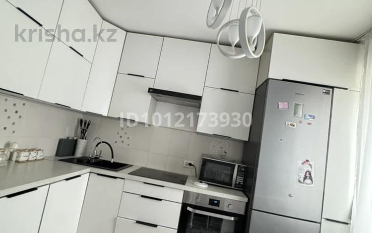 4-комнатная квартира · 84 м² · 4/5 этаж, Бульвар Абая 49 за 29.8 млн ₸ в  — фото 2