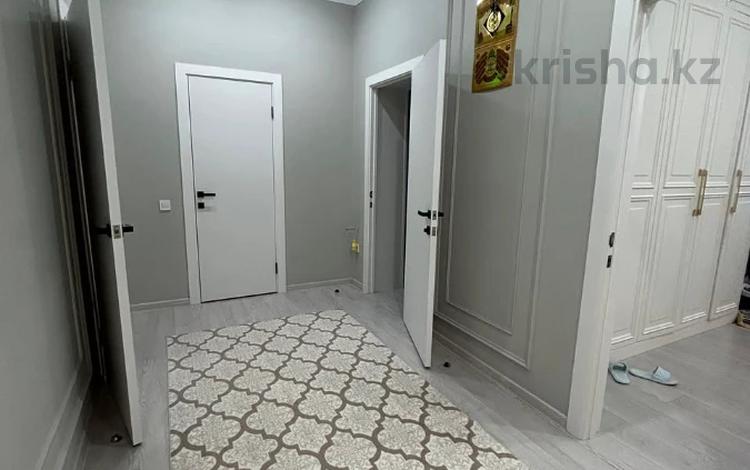 3-комнатная квартира · 121.3 м² · 3/5 этаж, мкр. Алтын орда за 37 млн ₸ в Актобе — фото 2
