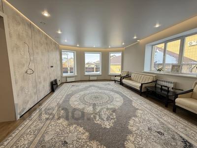 Отдельный дом · 5 комнат · 444 м² · 10 сот., мкр. Алтын орда, Береке за 185 млн ₸ в Актобе