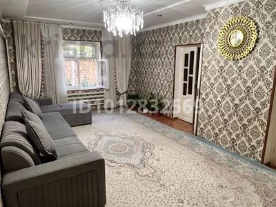 Отдельный дом · 6 комнат · 200 м² · 6 сот., Майлықожа 67 — Автостанция за 19 млн ₸ в Сарыагаш