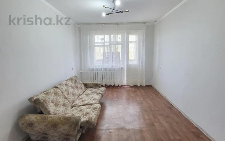 2-бөлмелі пәтер · 45 м² · 5/5 қабат, Абая, бағасы: 14.3 млн ₸ в Уральске — фото 2