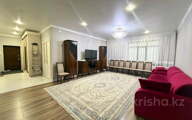3-бөлмелі пәтер · 113.2 м² · 1/8 қабат, ул. Александра Посмакова 67, бағасы: 80 млн ₸ в Семее, Красный Кордон — фото 2