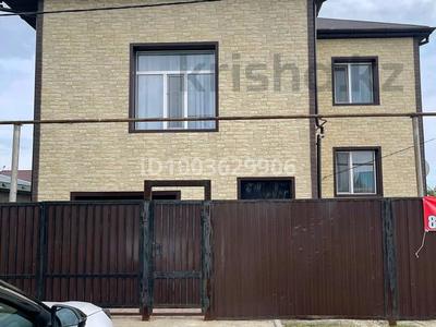 Отдельный дом · 7 комнат · 215 м² · 8 сот., Микрорайон Северный, 8 Солнечная 11 — Пересечение ул Достык ул. 8 Солнечная за 65 млн 〒 в Костанае