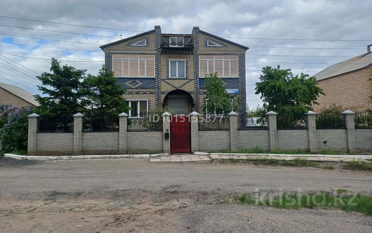 Жеке үй · 6 бөлме · 200 м² · 7 жүзд., Пришахтинск ш/а. 62 — Маг. Новый, бағасы: 70 млн ₸ в Караганде, Алихана Бокейханова р-н — фото 2