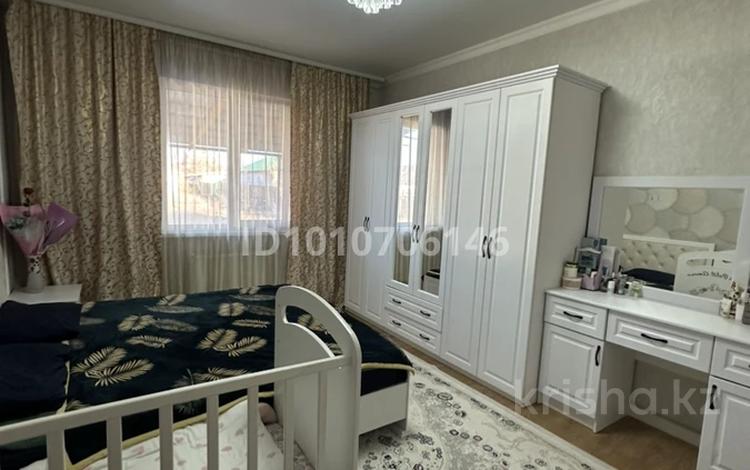 Отдельный дом · 6 комнат · 200 м² · 17 сот., Еркин , Каратальская 68 за 43 млн ₸ в Талдыкоргане — фото 15