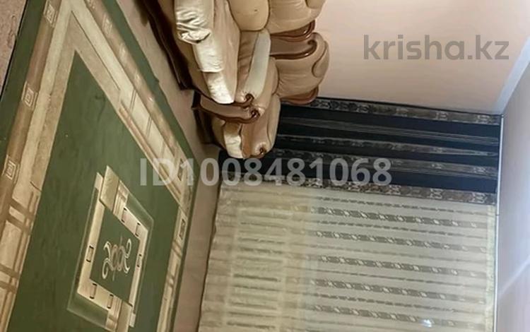 2-бөлмелі пәтер · 65 м² · 1/5 қабат, мкр Саялы 120, бағасы: 35 млн ₸ в Алматы, Алатауский р-н — фото 2