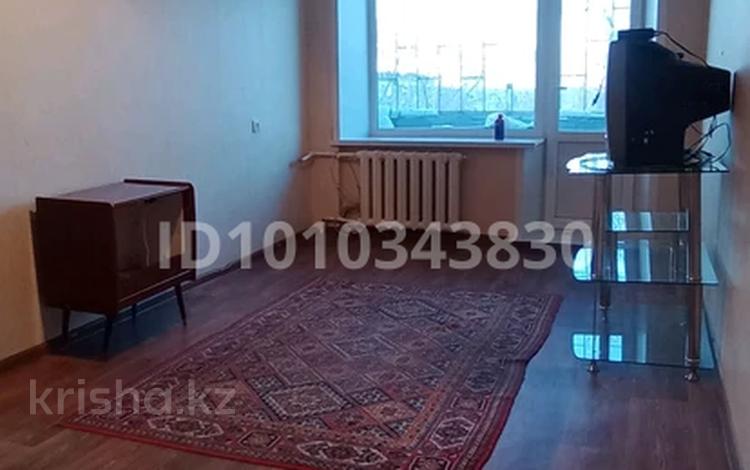 1-бөлмелі пәтер · 32 м² · 5/5 қабат, 4 30 — 4 школа , супермаркет Фемили, бағасы: 5 млн ₸ в Лисаковске — фото 2