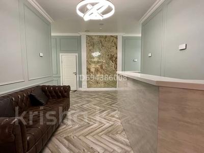 Свободное назначение, офисы, магазины и бутики, салоны красоты, медцентры и аптеки, образование · 300 м² за 150.5 млн 〒 в Атырау, мкр Нурсая