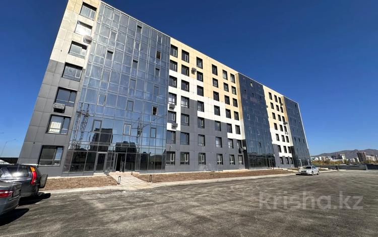 2-бөлмелі пәтер · 57 м² · 5/7 қабат, Илияса Есенберлина 84, бағасы: ~ 25.7 млн ₸ в Усть-Каменогорске — фото 8