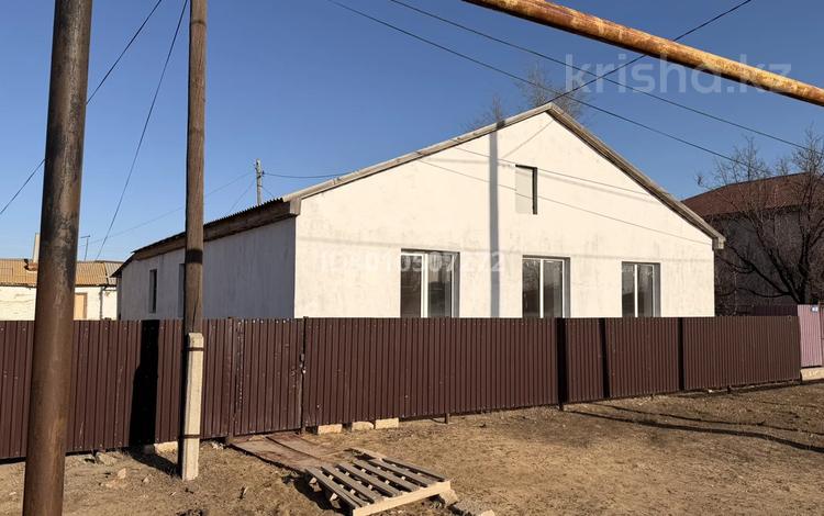 Отдельный дом · 4 комнаты · 200 м² · 235 сот., Х. Ерғалиев 44 за 15 млн ₸ в  — фото 9