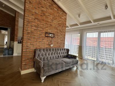 3-бөлмелі пәтер, 150 м², 1/3 қабат, Керей Жанибек Хандар, бағасы: 225 млн 〒 в Алматы, Медеуский р-н