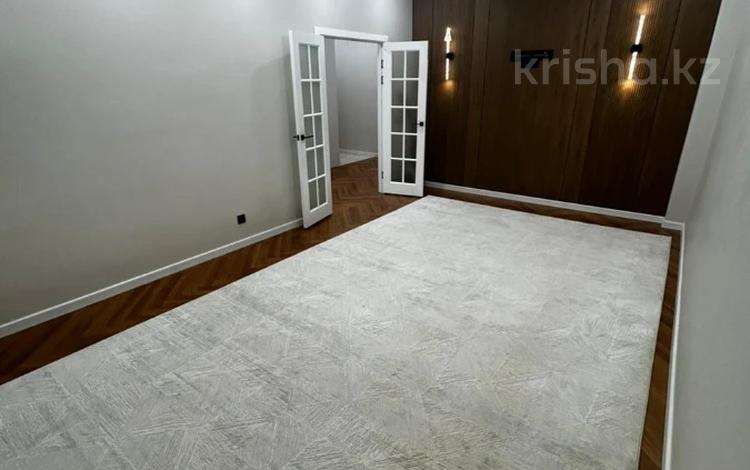 3-комнатная квартира · 85 м² · 1 этаж, 17-й мкр 79 за 30 млн ₸ в Актау — фото 6