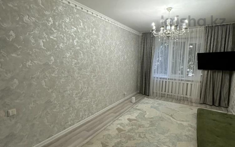4-бөлмелі пәтер · 100 м², 12 ш/а. 50, бағасы: 35 млн ₸ в Актобе, мкр 12 — фото 2