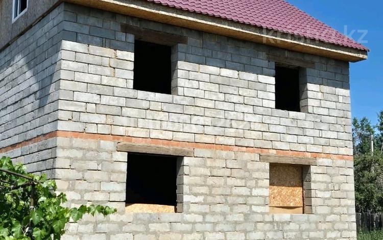 Отдельный дом · 4 комнаты · 120 м² · 3.8 сот., 2 Стальская 48 В за 10 млн ₸ в Семее — фото 2