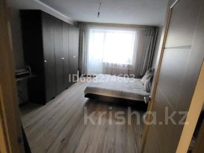 3-комнатная квартира, 80 м², 1/5 этаж, Шакен Айманова 18 — БЦ&quot;Фаворит&quot;, Рынок &quot;Шапағат&quot; за 30 млн 〒 в Астане, Сарыарка р-н