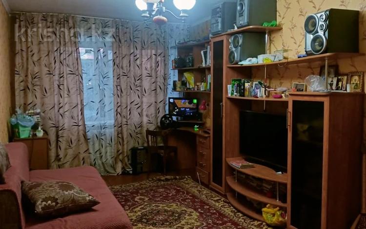 2-комнатная квартира, 47 м², 5/5 этаж, ломова за 11.3 млн 〒 в Павлодаре — фото 2