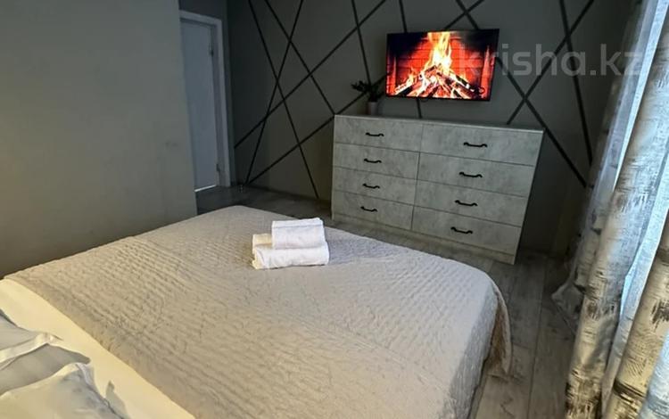 2-бөлмелі пәтер · 60 м² · 13/14 қабат, 17-ш/а. 6, бағасы: 20 000 ₸ в Актау, 17-й мкр — фото 2