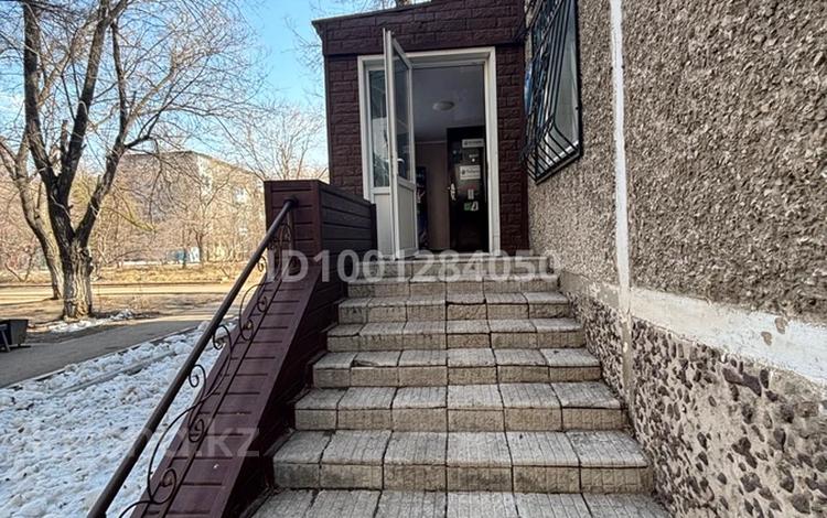 Кеңселер, дүкендер мен бутиктер, сұлулық салондары, медорталықтар мен дәріханалар · 38.2 м², бағасы: 20 млн ₸ в Караганде, Казыбек би р-н — фото 2