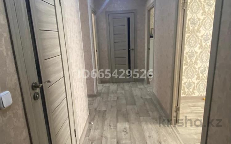 4-бөлмелі пәтер · 71 м² · 2/5 қабат, 10 микрорайон 15, бағасы: 27 млн 〒 в Аксае — фото 13