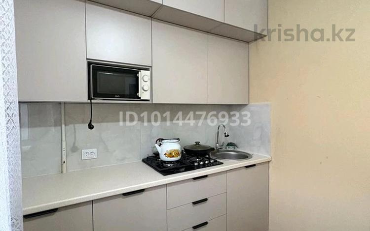 1-комнатная квартира · 49 м² · 4/5 этаж, Райымбека 383 — Райымбека Емцова (Ташкентская Петрова) за 260 000 ₸ в Алматы, Алатауский р-н — фото 2