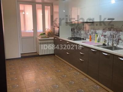 2-бөлмелі пәтер · 80 м² · 1/5 қабат, мкр Астана 45 — Парк первого президента, бағасы: 35 млн ₸ в Уральске