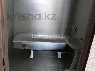 1-бөлмелі пәтер · 50 м² · 1/4 қабат, Туркестан 4б — Абу даби плаза, бағасы: 200 000 ₸ в Астане, р-н Байконур