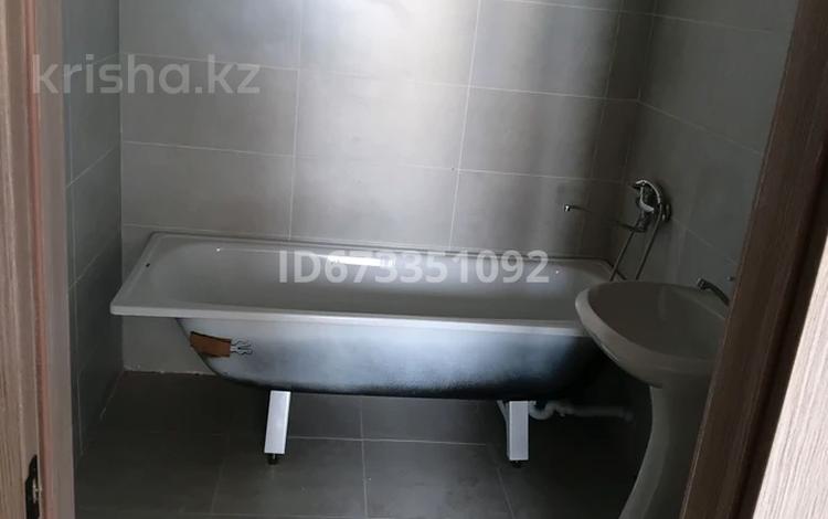2-бөлмелі пәтер · 50 м² · 1/4 қабат, Абая 87/2 — Абу даби плаза, бағасы: 100 000 ₸ в Астане, р-н Байконур — фото 17