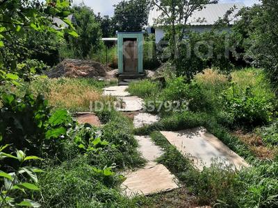 Отдельный дом · 3 комнаты · 70 м² · 6 сот., Центральная 48 — Возле магазина Алинур за 9 млн ₸