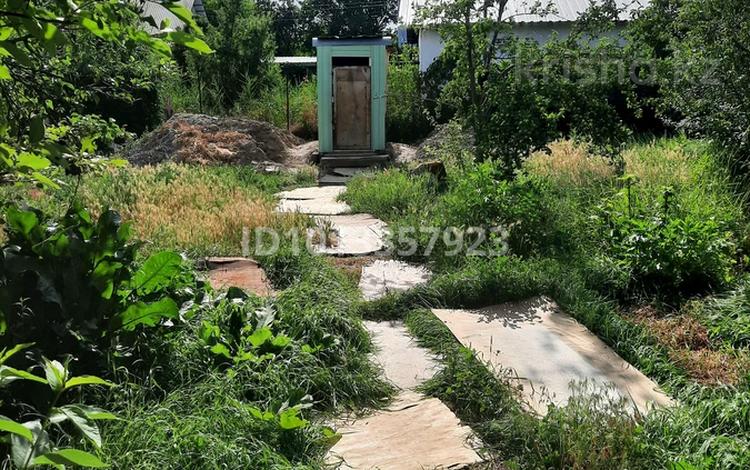 Жеке үй · 3 бөлме · 70 м² · 6 жүзд., Центральная 48 — Возле магазина Алинур, бағасы: 9 млн ₸ — фото 2