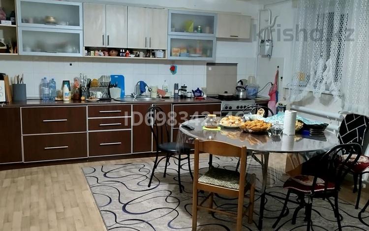 Отдельный дом · 4 комнаты · 170 м², Стрижаченко 1 — проспект Достык за 35 млн ₸ в Уральске — фото 7