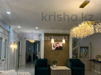 Отдельный дом · 4 комнаты · 500 м² · 6 сот., мкр Таугуль-3, Мкр Таугуль за 340 млн 〒 в Алматы, Ауэзовский р-н