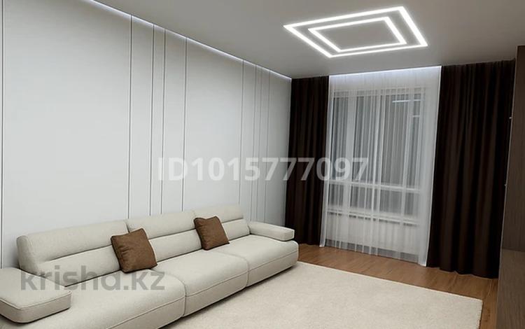 3-комнатная квартира · 89 м² · 8/12 этаж, Байтурсынова 30 за 76 млн ₸ в Астане, Сарайшык р-н — фото 2