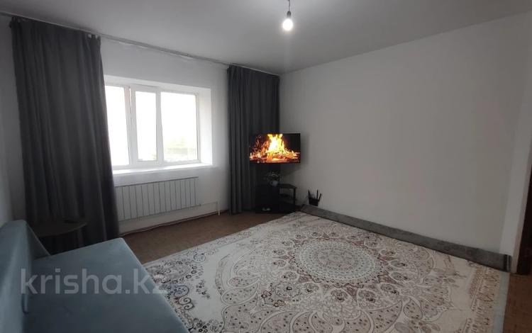 1-бөлмелі пәтер · 42 м² · 3/9 қабат, Нұр Ақтөбе, Нур Актобе, 2 микрорайон, бағасы: 11.5 млн ₸ — фото 2